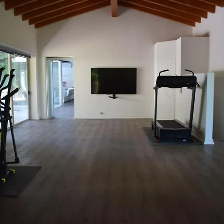 Villa Con Piscina * Curtatone