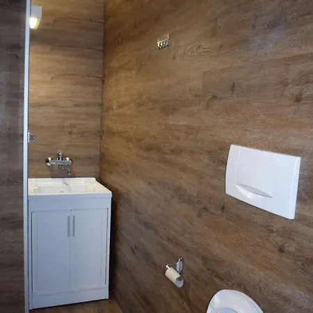 Villa Con Piscina *