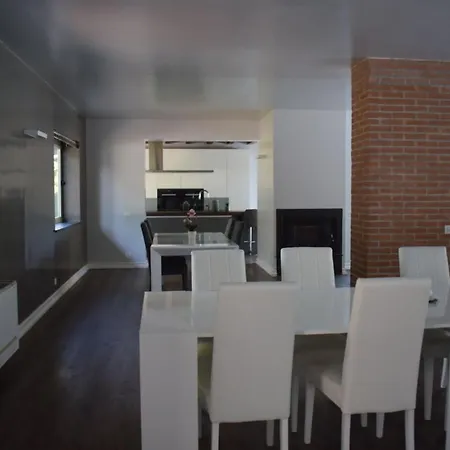 Villa Con Piscina Curtatone