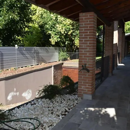 Villa Con Piscina Curtatone